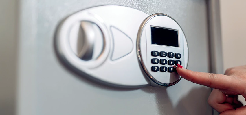 Jewelry Safe Cracking in San Bruno, California