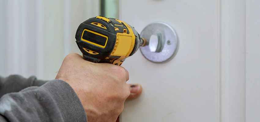 Street Locksmith For Smart Lock Repair in San Bruno, CA